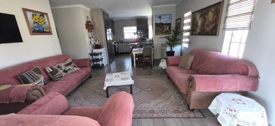 3 Bedroom Property for Sale in Hexrivier Lifestyle Estate North West